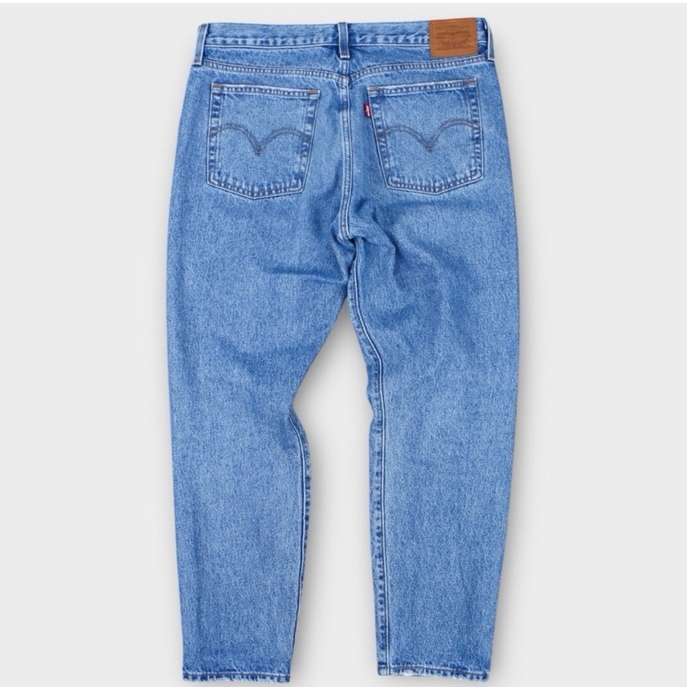 Levi Wedgie Straight Blue Distressed Jeans 31 100% Cotton - Picture 2 of 5